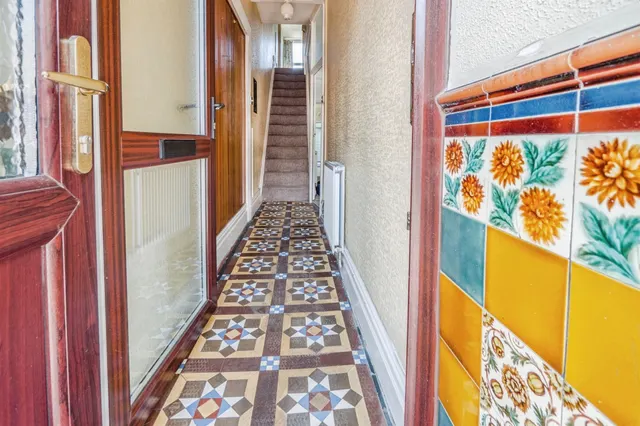 Photo 2 — Inverness Place, Roath, Cardiff