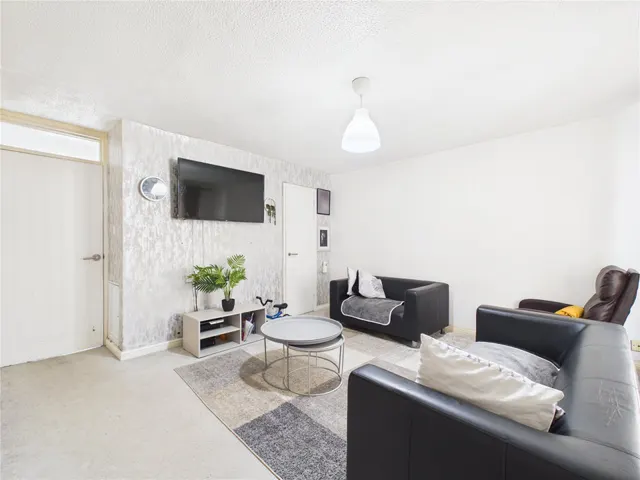 Hawksmoor Close, Bristol, BS14, photo 2