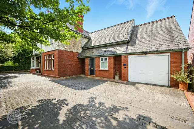 Photo 2 — Kenyon Lane, Lowton, Warrington, WA3 1LH