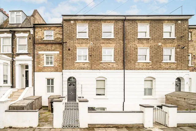 Mill Hill Road, W3, photo 1