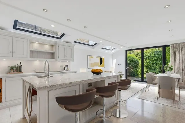 Fernhurst Road, London, SW6, photo 1