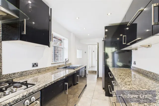 Beach Road, South Shields, NE33, photo 2