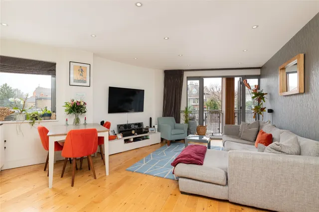 Photo 3 — Edge Apartments, 203 Merton Road, Southfields, London, SW18