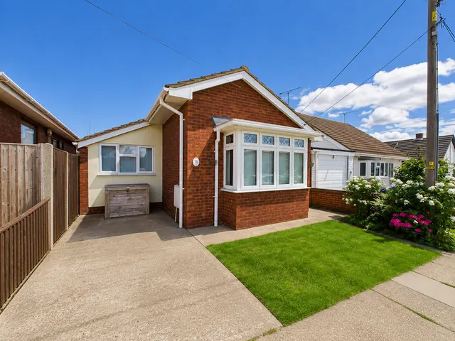 Hertford Road, Canvey Island, SS8, photo 1