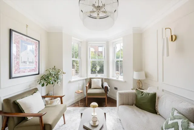 Platts Lane, London, NW3, photo 3