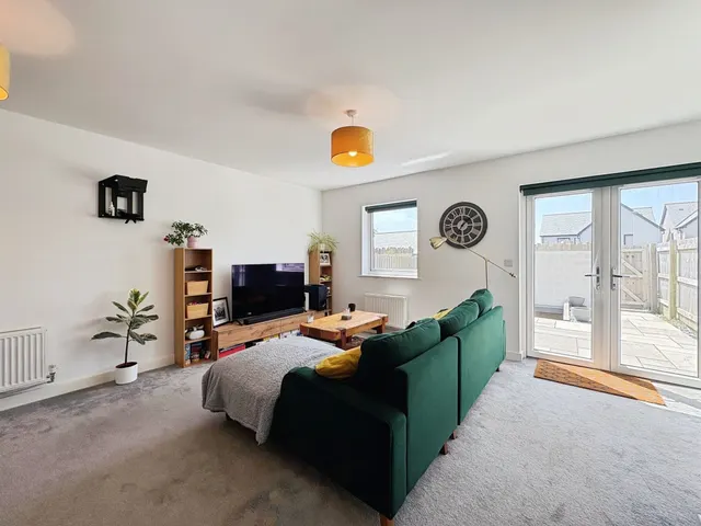 Applegate Way, Kingsbridge, photo 1