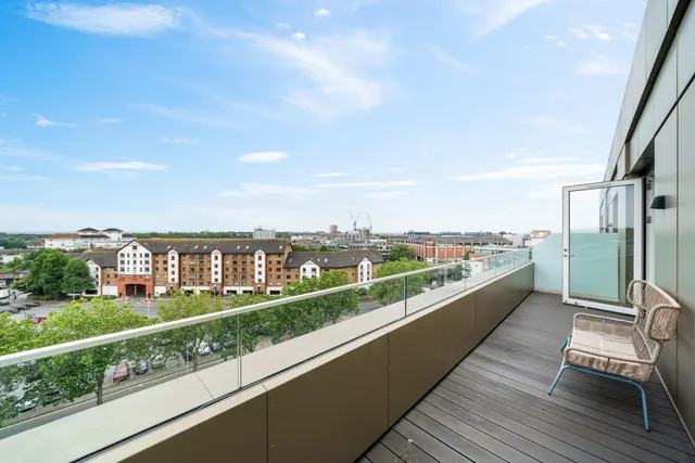 Photo 2 — Queenshurst Square, Hamond Court Queenshurst Square, KT2