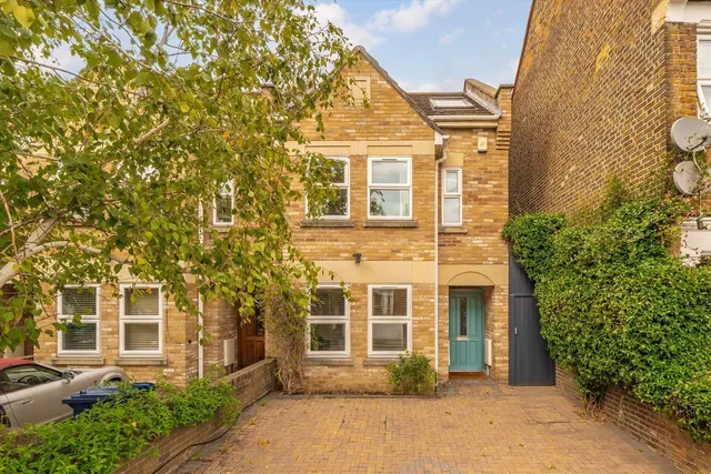 Bollo Bridge Road, W3, photo 1