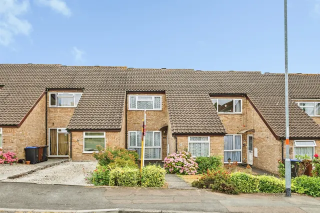 Kealdale Road, Northampton, photo 1