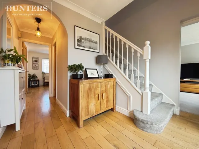 Meadowfield Drive, Hoyland, S74, photo 2
