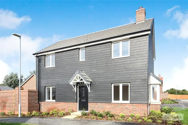 Moors Field Drive, Little Dunmow, CM6, photo 1
