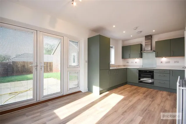 Moors Field Drive, Little Dunmow, CM6, photo 2