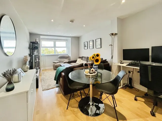 Photo 2 — Elmhurst Court, Heathcote Road, Camberley, Surrey, GU15 2HQ