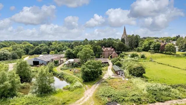 Longdon, Tewkesbury, GL20, photo 1