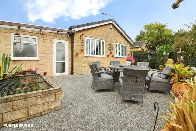The Greenway, Worksop, S80, photo 1