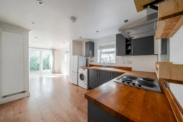 Cambria Road, Camberwell, SE5, photo 2