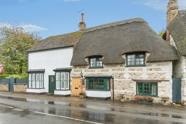 High Street, Ashbury, SN6, photo 1