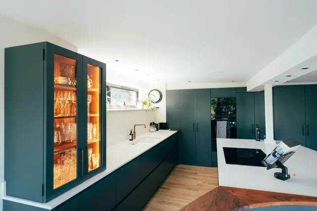 Photo 2 — Shooters Hill, Pangbourne, Reading, Berkshire, RG8 7DU
