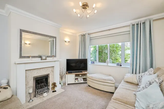 Packington Avenue, Shard End, B34, photo 2