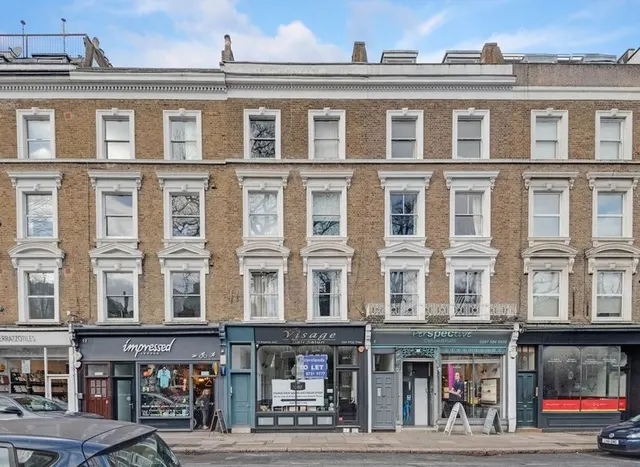 Englands Lane, Belsize Park, NW3, photo 1