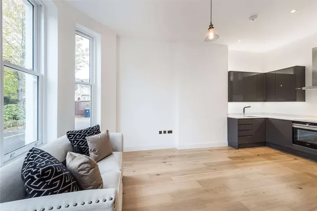 Creffield Road, London, W5, photo 1