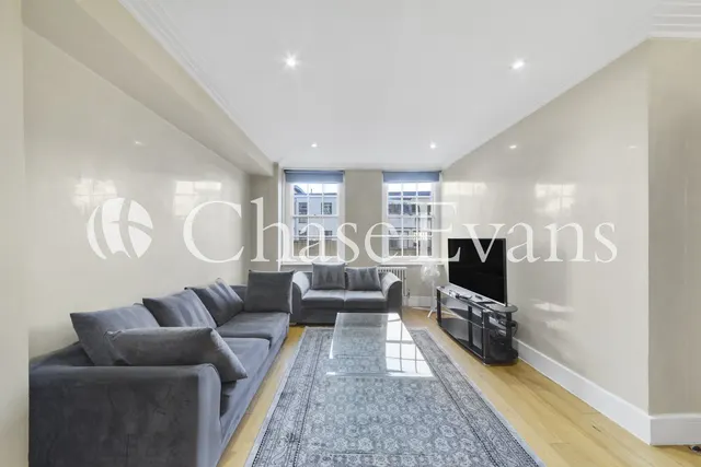 Forset Court, Edgeware Road, Marylebone, London, W2, photo 1