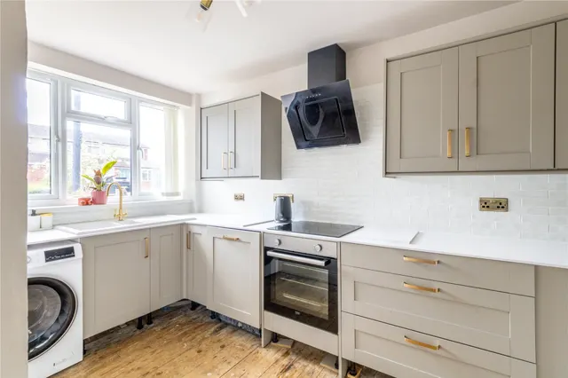 Longway Avenue, Whitchurch, BS14, photo 1