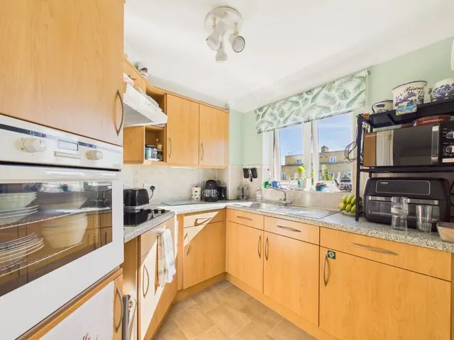 Sandgate Road, Folkestone, CT20, photo 3