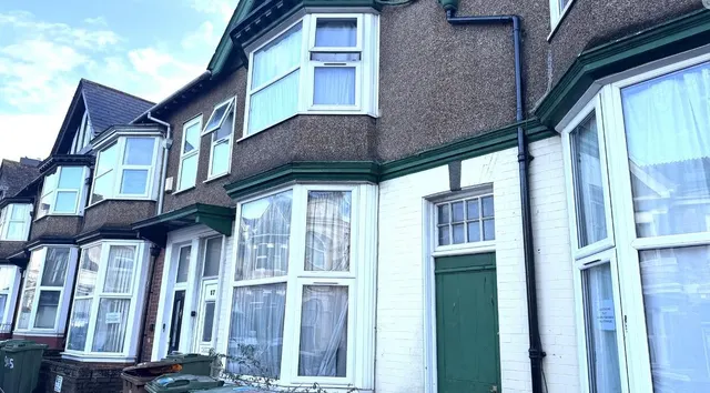 North Road East, Plymouth, photo 1