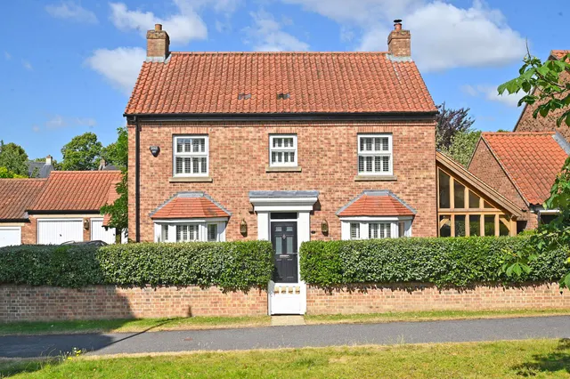 Longland Lane, Whixley, YO26, photo 1