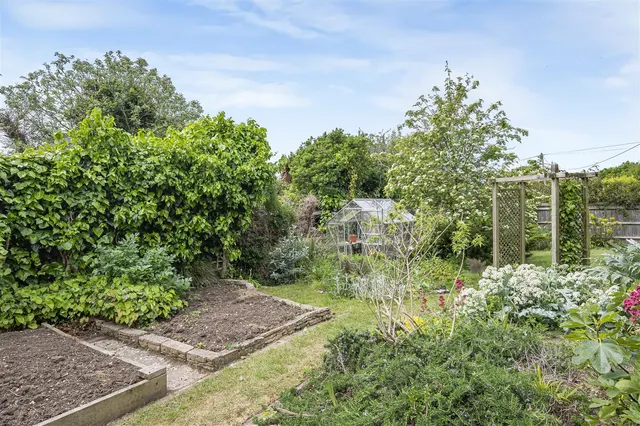 Heathfield Road, Seaford, photo 3