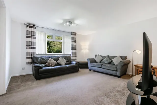 Photo 2 — Blackwood, Whitehills, East Kilbride, South Lanarkshire, G75