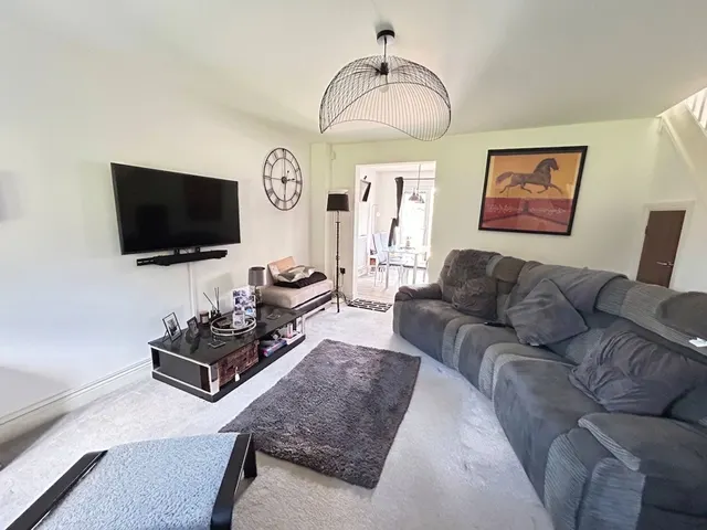 Ware Close, Sandbach, photo 2