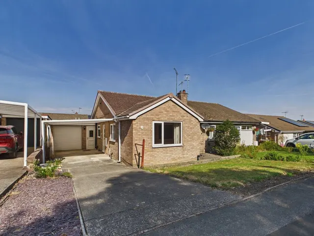 Bamford Road, Inkersall, Chesterfield, photo 1