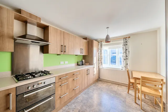 Manor Gardens, Wincanton, BA9, photo 3