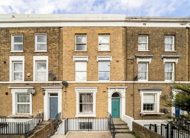 New Cross Road, New Cross, SE14, photo 1