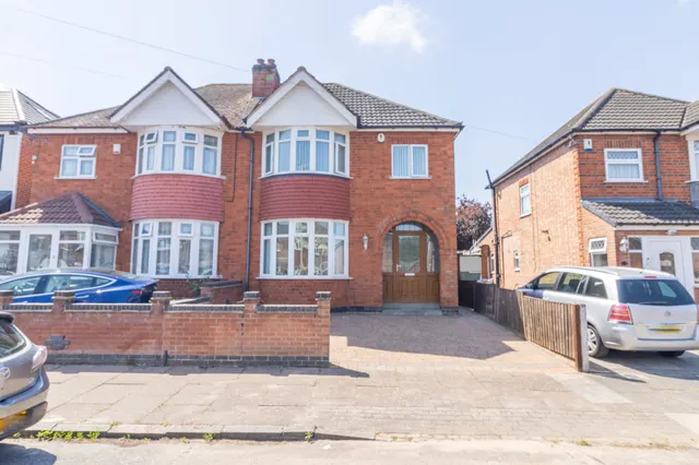 Wavertree Drive, Leicester, Leicester, LE4 7NW, photo 1