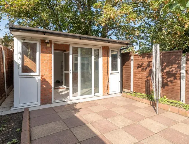 Sheringham Avenue, Manor Park, E12, photo 3