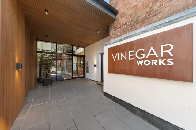Foregate Street, WR1, photo 1