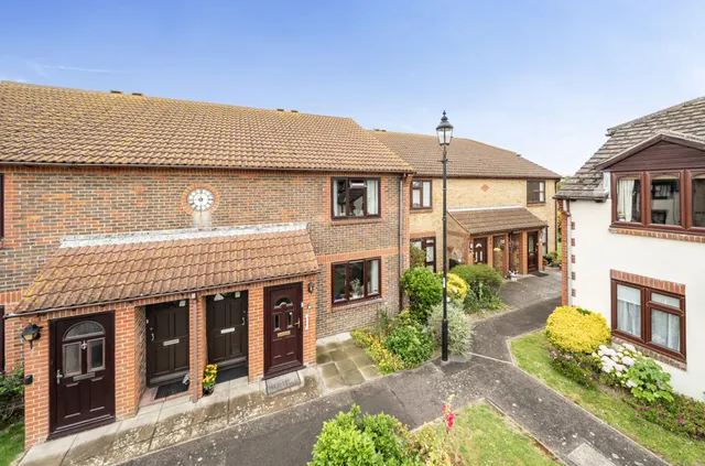 Windmill Court, East Wittering, PO20, photo 1
