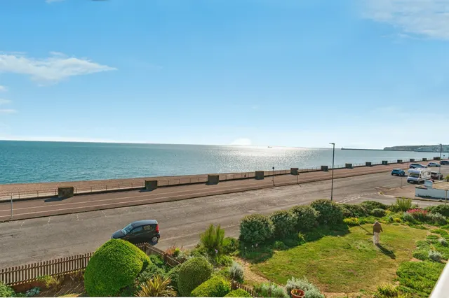 Marine Parade, Seaford, BN25, photo 2