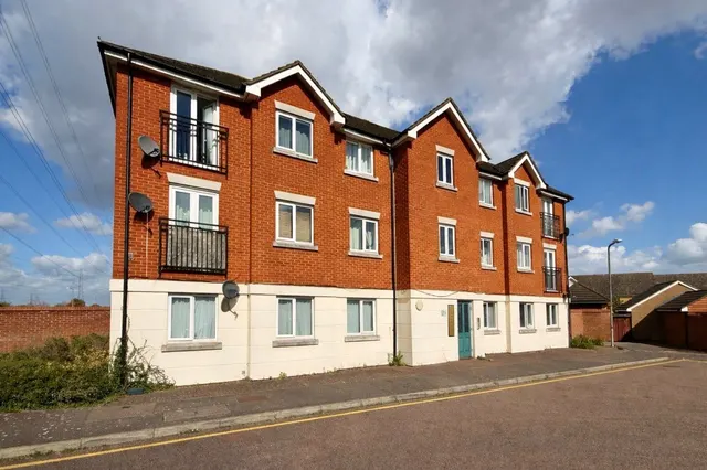 Grenville Road, Chafford Hundred, Grays, Essex, RM16, photo 1