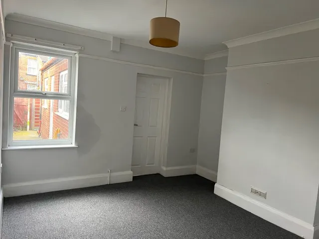 Photo 3 — Lewis Street, Gainsborough