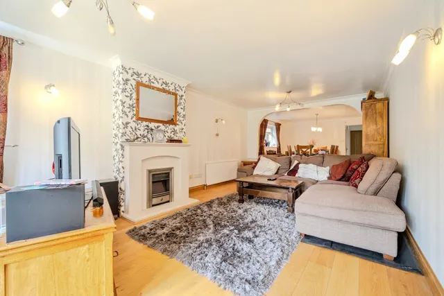 Photo 2 — Chinnor Road, Bledlow, Princes Risborough, Buckinghamshire, HP27