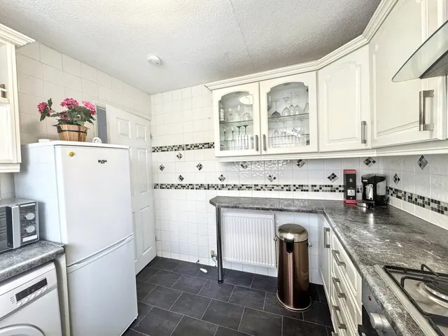 Photo 3 — Kinmel Way, Towyn, Conwy, LL22 9NE