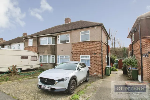Eversley Avenue, Bexleyheath, photo 1