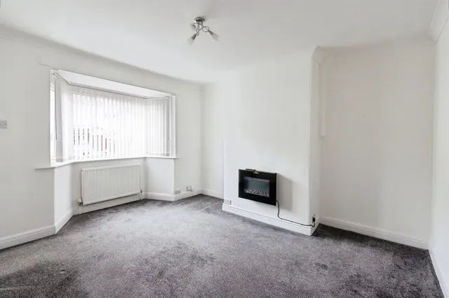 Birch Crescent, LEEDS, photo 1