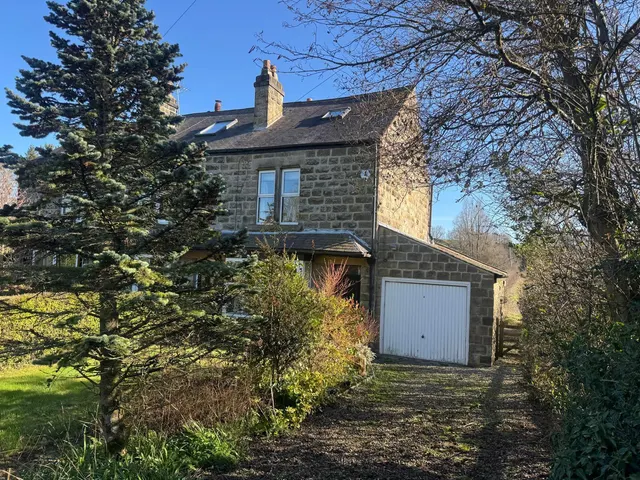 Brackenthwaite Lane, Pannal, Harrogate, photo 1