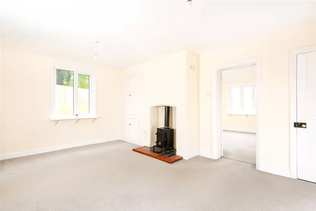Back Drive Cottages, Lillingstone Dayrell, MK18, photo 2