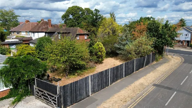 Silver Fox Crescent, Woodley, RG5, photo 2